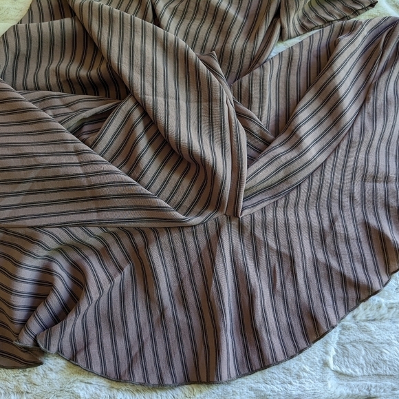 ZARA RUSHED BOHO RUFFLED SHORT SLEEVES BROWN VERTICAL STRIPED MIDI DRESS… - Picture 10 of 16